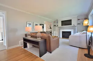6147 N Shoreland Ave, Whitefish Bay, WI 53217 - Photo 13