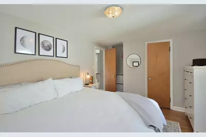 6147 N Shoreland Ave, Whitefish Bay, WI 53217 - Photo 25