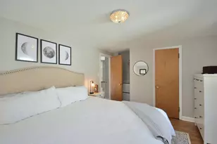 6147 N Shoreland Ave, Whitefish Bay, WI 53217 - Photo 25