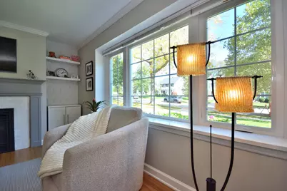 6147 N Shoreland Ave, Whitefish Bay, WI 53217 - Photo 11