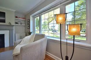 6147 N Shoreland Ave, Whitefish Bay, WI 53217 - Photo 11