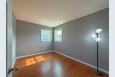 N106W16741  Old Farm Rd, Germantown, WI 53022 - Photo 11
