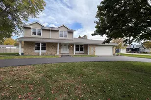 N106W16741 Old Farm Rd, Germantown, WI 53022 - Photo 1