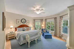 9226 W Hawthorne Rd, Mequon, WI 53097 - Photo 25