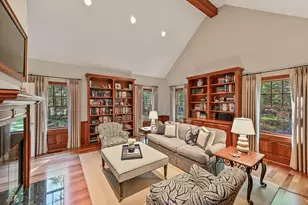 9226 W Hawthorne Rd, Mequon, WI 53097 - Photo 23