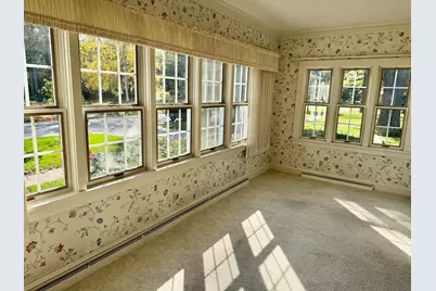 902 S 8th St, Watertown, WI 53094 - Photo 13