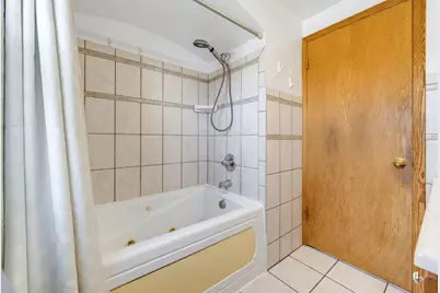 8314 W Beloit Rd, West Allis, WI 53219 - Photo 33