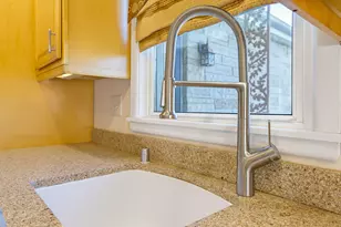 8314 W Beloit Rd, West Allis, WI 53219 - Photo 15