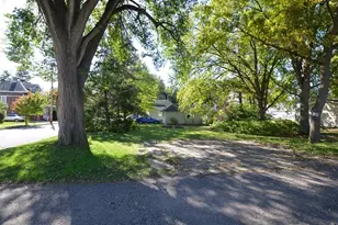 604 W High St, Whitewater, WI 53190 - Photo 25