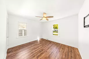 3947 S Pine Ave, Milwaukee, WI 53207 - Photo 11