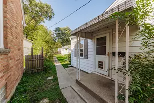 3947 S Pine Ave, Milwaukee, WI 53207 - Photo 17