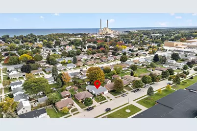 2725  Henry St, Sheboygan, WI 53081 - Photo 53