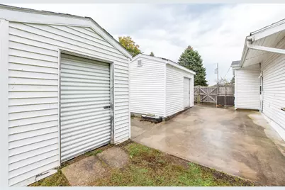 10052  3rd Ave, Pleasant Prairie, WI 53158 - Photo 29