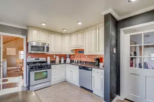 2003 30th St, Kenosha, WI 53140 - Photo 5
