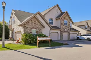 8673 S Roxbury Way, Oak Creek, WI 53154 - Photo 1