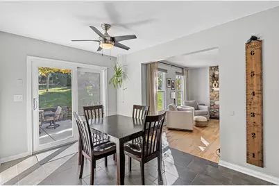 444  Cheshire Ln, Pewaukee, WI 53072 - Photo 19