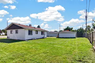 8536 18th Ave, Kenosha, WI 53143 - Photo 13