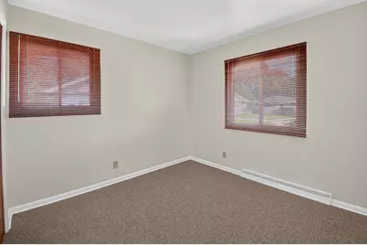8536  18th Ave, Kenosha, WI 53143 - Photo 9