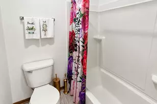 7233 W Wabash Ave, Milwaukee, WI 53223 - Photo 9