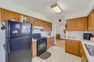 2721 Minot Ln, Waukesha, WI 53188 - Photo 7