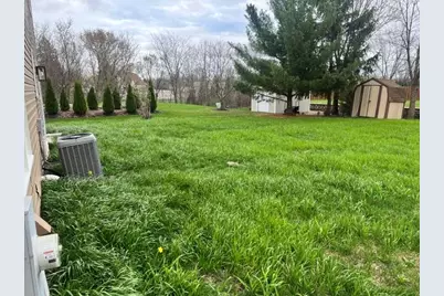 2951 W Bridge St, Greenfield, WI 53221 - Photo 5