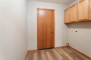 951 Spruce St, Hartford, WI 53027 - Photo 17