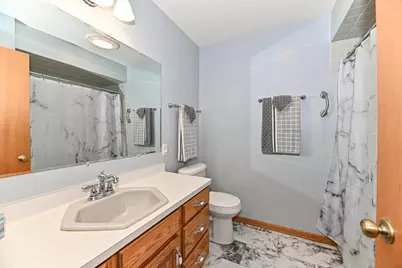 16240 W Allison Ln, New Berlin, WI 53151 - Photo 19