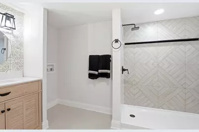 5565 N 32nd St, Milwaukee, WI 53209 - Photo 33
