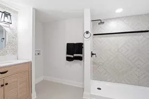 5565 N 32nd St, Milwaukee, WI 53209 - Photo 33