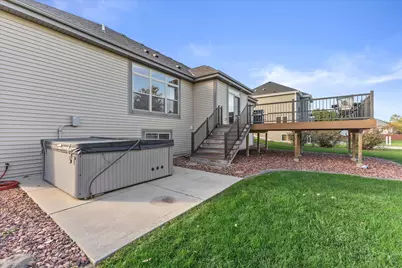 9752 S Mustang Pl, Oak Creek, WI 53154 - Photo 3