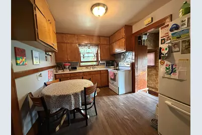 2437 N 22nd St, Sheboygan, WI 53083 - Photo 5