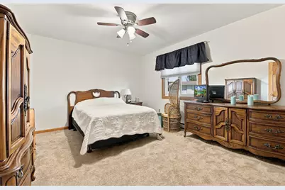 W168N11501  El Camino Dr #2, Building 3, Germantown, WI 53022 - Photo 11