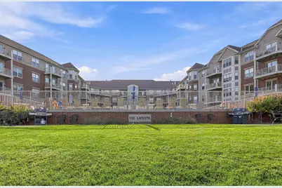 4120 S Lake Dr #453, Saint Francis, WI 53235 - Photo 25