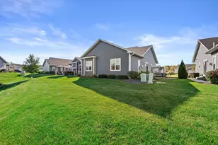 6666 105th St, Pleasant Prairie, WI 53158 - Photo 31