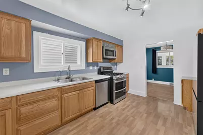 458 S 73rd St, Milwaukee, WI 53214 - Photo 9