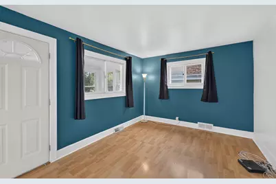 458 S 73rd St, Milwaukee, WI 53214 - Photo 7