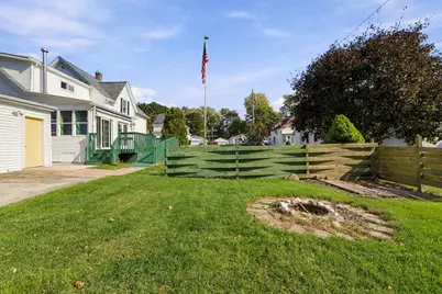 838 N 19th St, Manitowoc, WI 54220 - Photo 23
