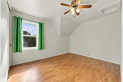 838 N 19th St, Manitowoc, WI 54220 - Photo 29