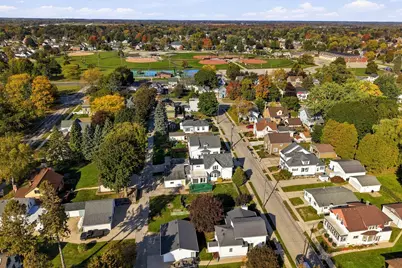 838 N 19th St, Manitowoc, WI 54220 - Photo 43