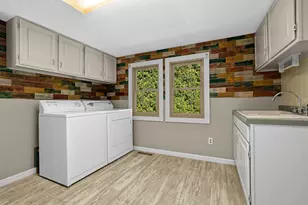 46652 Riverview Dr, Dresbach, MN 55947 - Photo 17