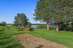 46652 Riverview Dr, Dresbach, MN 55947 - Photo 29