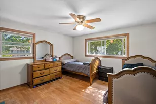 11610 W Elmhurst Pkwy, Wauwatosa, WI 53226 - Photo 11