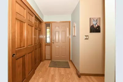 7535 W Tuckaway Creek Dr, Franklin, WI 53132 - Photo 3