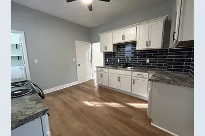3343 N 8th St, Milwaukee, WI 53206 - Photo 9