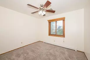 7021 W Southview Dr, Franklin, WI 53132 - Photo 37