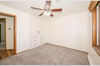 7021 W Southview Dr, Franklin, WI 53132 - Photo 39