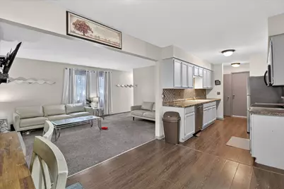 8050 W Manor Cir, Milwaukee, WI 53223 - Photo 1