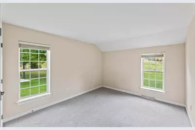 N56W35151  Pondview Ln, Lac La Belle, WI 53066 - Photo 27