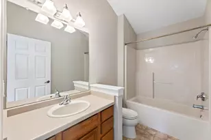 N56W35151 Pondview Ln, Lac La Belle, WI 53066 - Photo 29