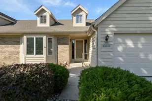 N98W18030 Bramblewood Ct, Germantown, WI 53022 - Photo 3